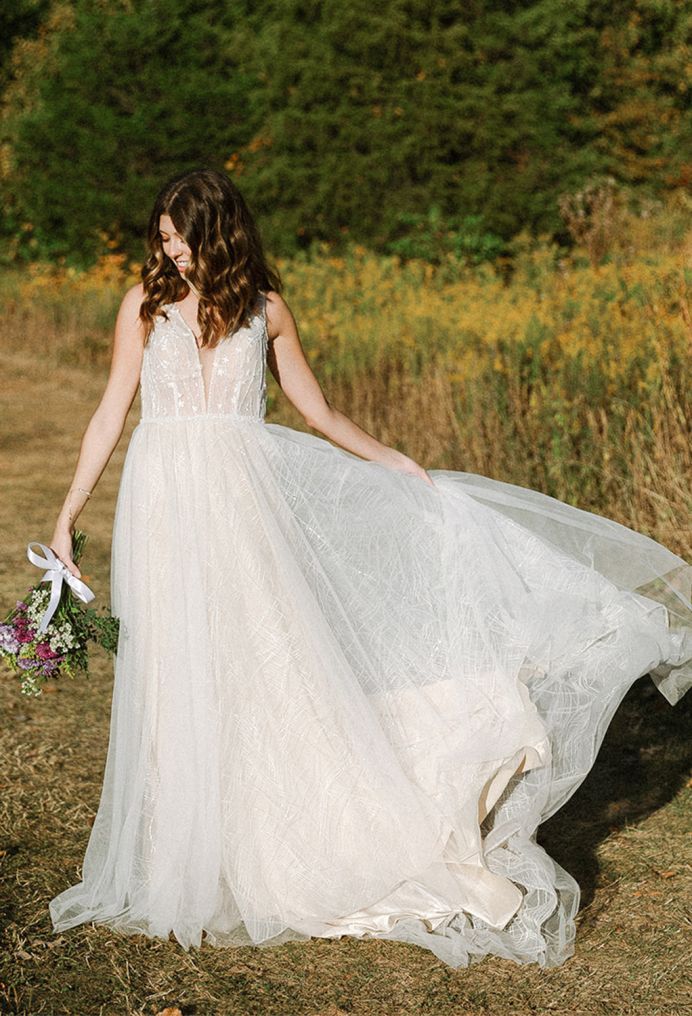 AW Lindy Wedding Wedding Dresses image3