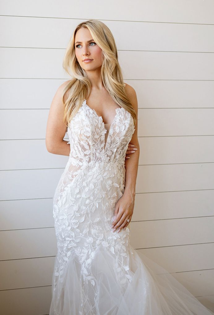 AW Parsley Wedding Wedding Dresses image5