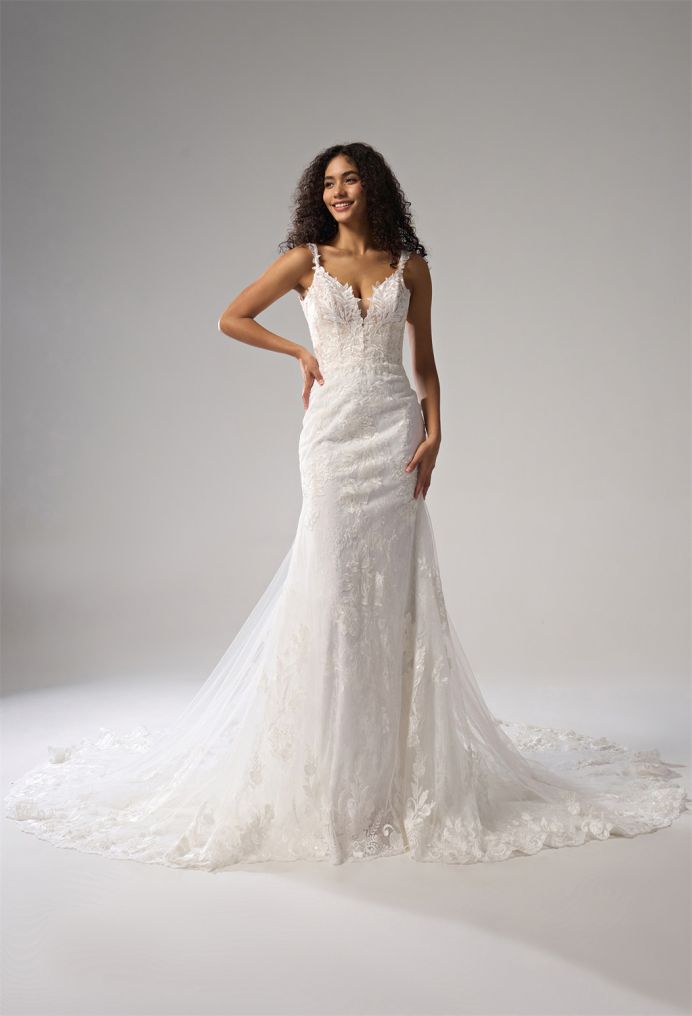 AW Clast Wedding Dress