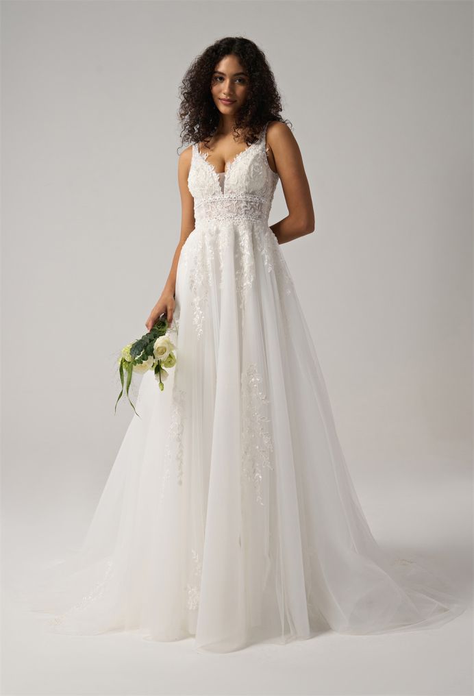 AW Inayah Wedding Dress