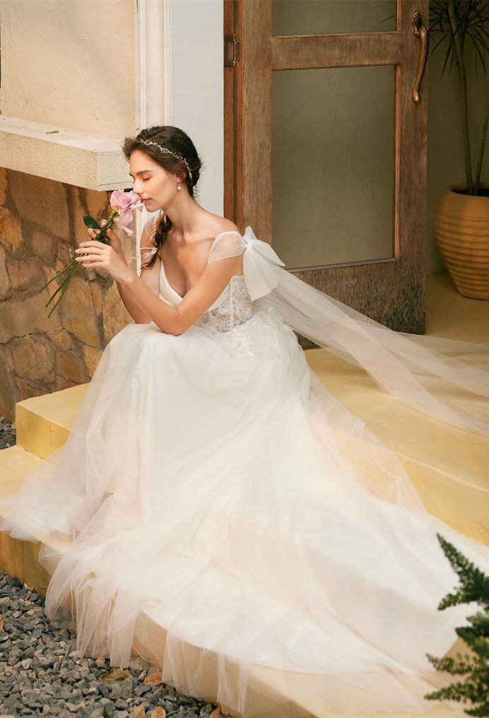 AW Mamie Wedding Wedding Dresses image4