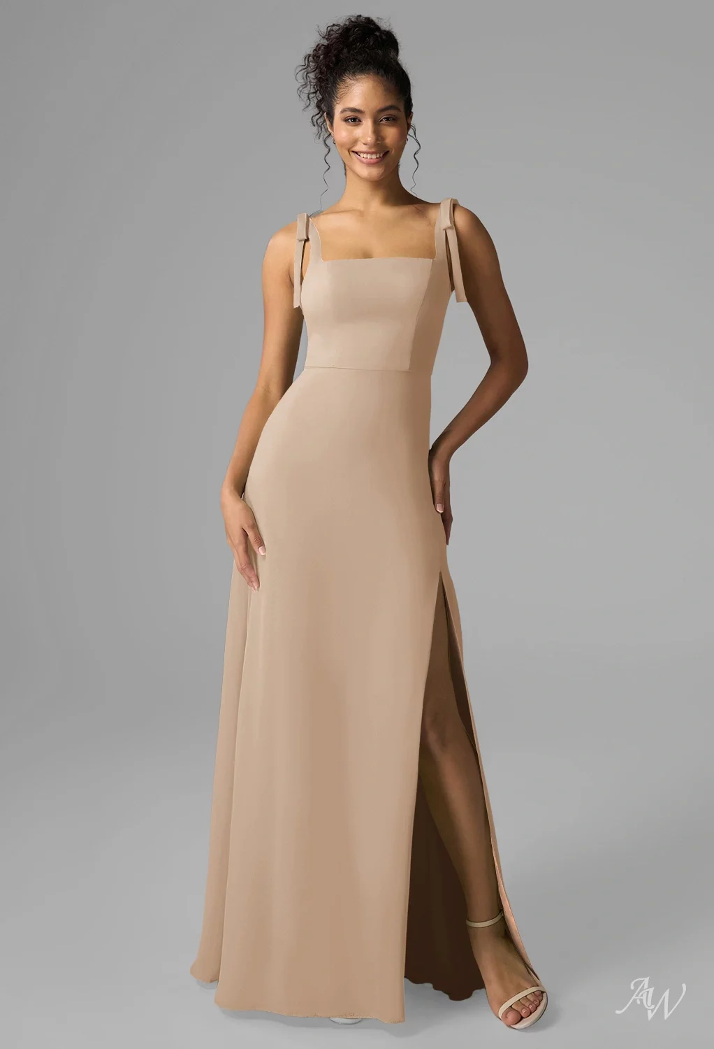 unoa　ウノア　トップス　Velour　Champagne dress　美品 AW Maisha Champagne Bridesmaid Dresses | AW.Bridal Canada